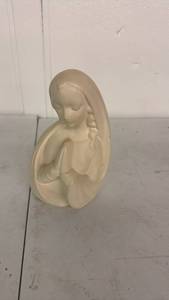 lot 54 image: Ceramic Figurine Female Head with Veil&nbsp