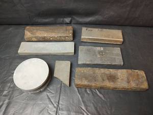 lot 222 image: Assorted Whetstones