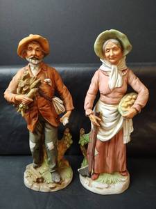 lot 230 image: Porcelain Farmer Couple Figurines - Marked 5884