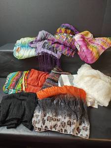 lot 231 image: Lightweight Fashion Scarves