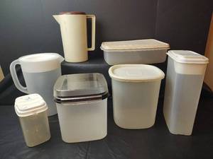 lot 267 image: Plastic Storage Containers and Pitchers