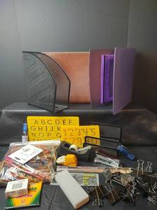 lot 277 image: Office and School Supplies