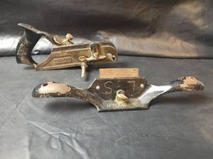 lot 313 image: Vintage Stanley No. 78 Duplex Rabbet Plane and VTG Stanley No. 80 Cabinet Scraper