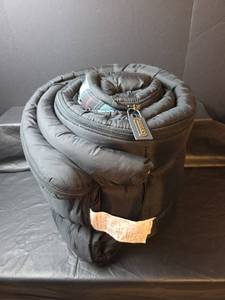 lot 334 image: Academy Broadway Corp Holofil 808 Sleeping Bag 33x75 inches