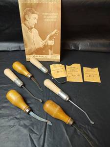 lot 403 image: Bill McGuire Fundamentals of Gunstock Checkering and Tool Cutters