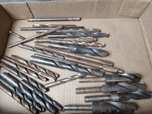 lot 413 image: Drill Bits Mixed Sizes