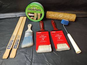 lot 446 image: Painting Tool Lot