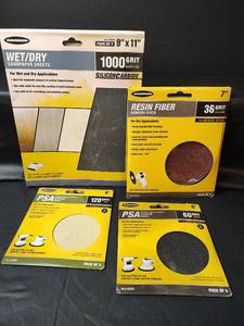 lot 464 image: Sandpaper Sheet Discs