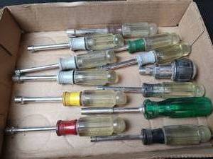 lot 500 image: Nut Drivers