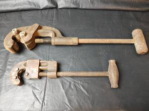 lot 508 image: Vintage Pipe Cutters