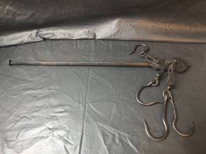lot 529 image: W. Harrold and Sons Car Iron Balance Scale with Graduate Measurement Lines