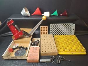 lot 552 image: Bystrom Reloading Die Set and Miscellaneous Reloading Components and Hardware
