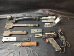 lot 558 image: Soldering Iron and Mixed Tools