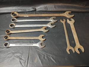 lot 581 image: Combination Wrenches