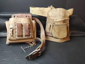 lot 585 image: Leather Tool Belts