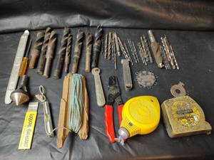 lot 611 image: Drill Bits and Accessories