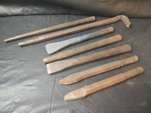 lot 631 image: Forged Tools and Chisels
