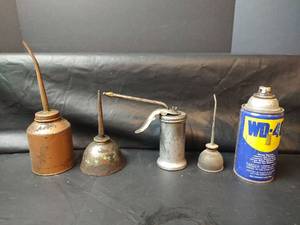 lot 642 image: Vintage Oil Cans and WD-40
