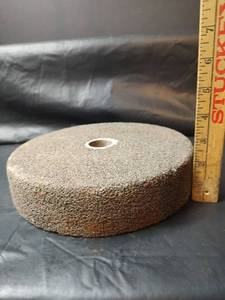 lot 643 image: Grinding Wheel 9 x 2 Dia