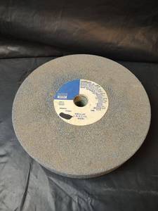 lot 646 image: New Bay State Grinding Wheel 10x2x1