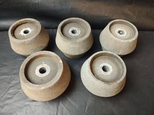 lot 648 image: Foundry Risers