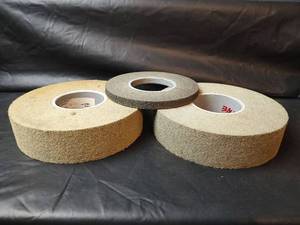lot 650 image: Deburring Wheels, 8x2x3