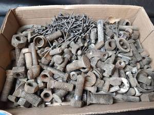 lot 669 image: Assorted Nuts, Bolts and Screws