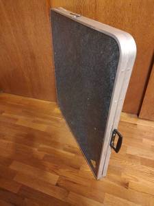 lot 696 image: Hard-Shell Aluminum Frame and Carry Handle Table, 63w x 30d x 28t