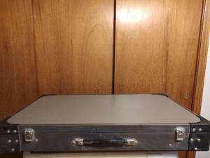 lot 697 image: New Portable Camping Sink with Storage and Countertop Extensions