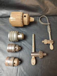lot 701 image: Assorted Drill Chucks with Keys