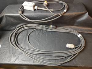 lot 711 image: Heavy Duty Power Cords