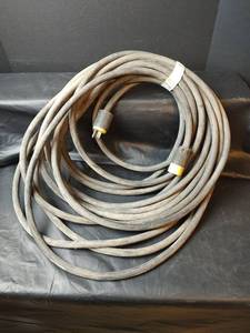 lot 714 image: Heavy Duty Industrial Extension Cord