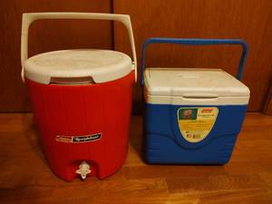 lot 727 image: Coleman Roundabout 9 Qt Cooler and Coleman Excursion 9 Qt Cooler