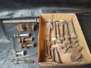 lot 747 image: Bolts, Nuts and Washers