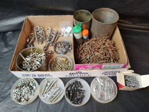 lot 751 image: Assorted Hardware
