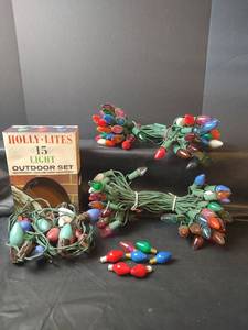 lot 758 image: Vintage Holiday Lights, Tested