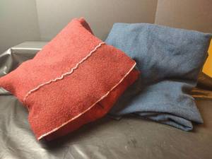 lot 769 image: Wool Blankets, TwinFull Size