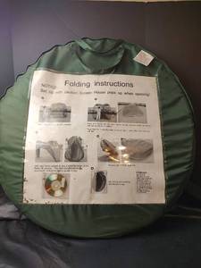 lot 772 image: Pop-Up Screen House Tent with Carry Bag and Instruction Manual CD