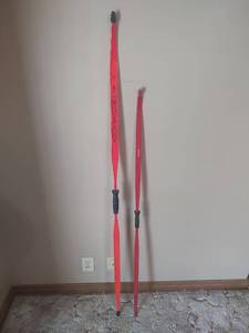 lot 785 image: Vintage Indian Archery Bow AMO 60inch 25-30 lb and 52inch Bow
