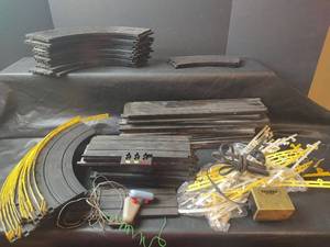 lot 794 image: Tycopro Real Racing Car Track with Transformer and Controllers