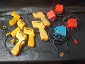 lot 798 image: Vintage Aurora HO Scale Slot Car Wall Transformers and Hand Controllers