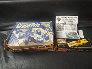 lot 800 image: Grand Prix Official Pinewood Derby Kit with Cub Scout Derby Kit