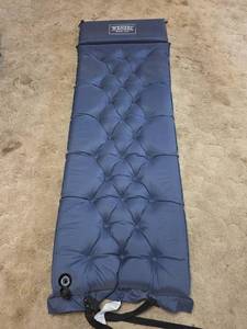 lot 808 image: No 3 - Wenzel Self-Inflating Sleeping Pad 25x76x3 inches RN 70241