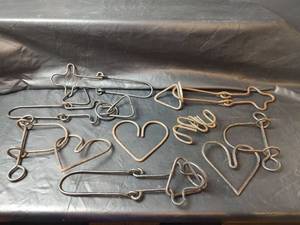 lot 832 image: Metal Puzzle Brain Teasers