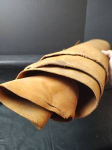 lot 840 image: Tan Hide Leather Sheet Roll
