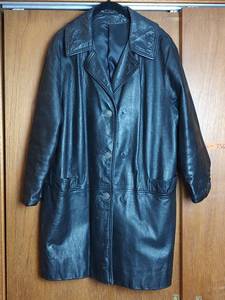 lot 862 image: Black Leather Long Coat Double-Breasted Button Front, Size 2X
