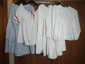 lot 879 image: Womens Period Clothing, Size M to L
