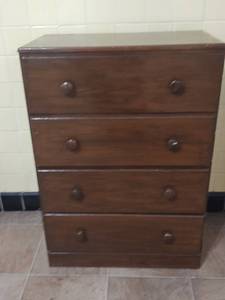 lot 888 image: Wood Chest of Drawers, 23.5 x 13.5 x 33