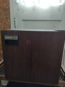 lot 893 image: Montgomery Ward Compact Refrigerator