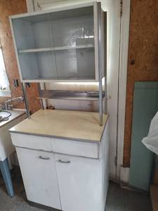 lot 895 image: Metal Utility Cabinet with Glass Sliding Doors, 30 x 20 x 70